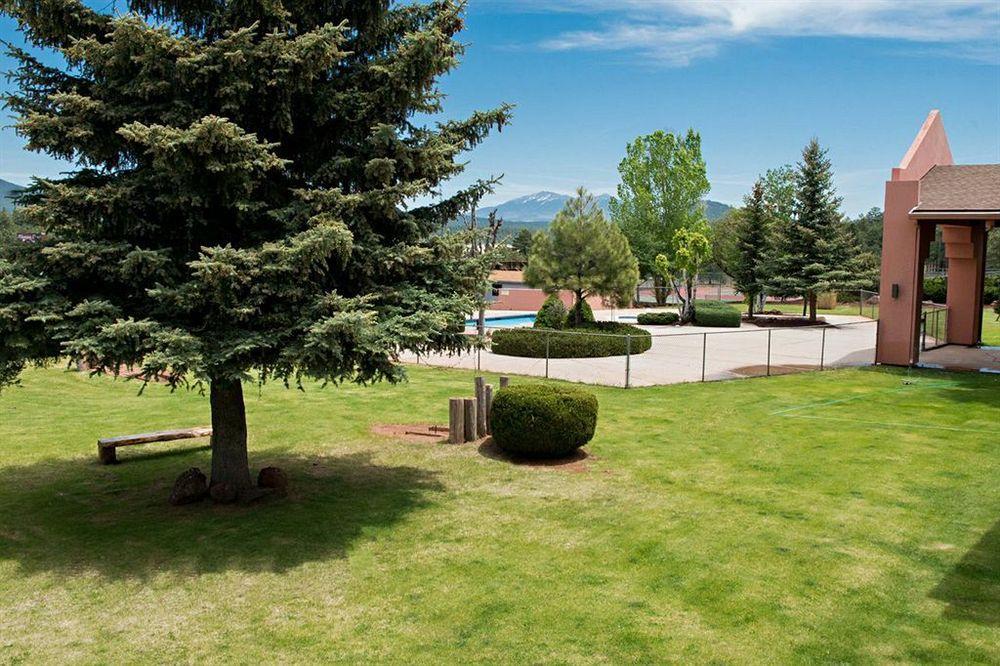 Mountain Ranch Resort At Beacon Hill Williams Exterior photo