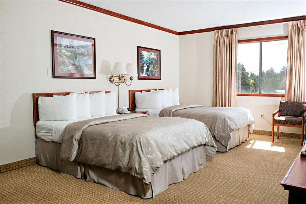 Mountain Ranch Resort At Beacon Hill Williams Exterior photo